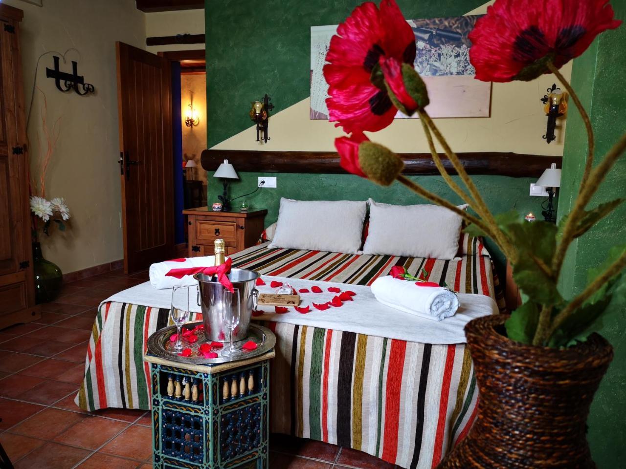 Apartamentos La Suerte Hinojares Extérieur photo